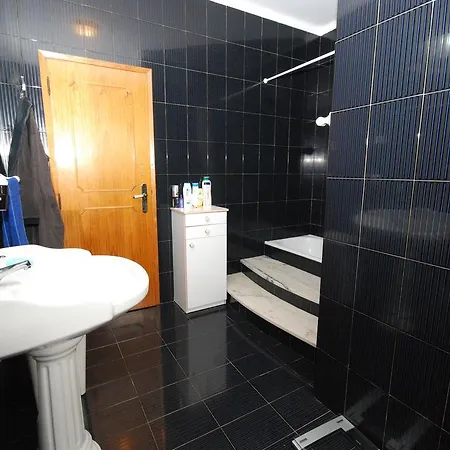 Holiday home Casa Cela Cela (Leira)